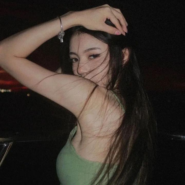 红。白。蓝